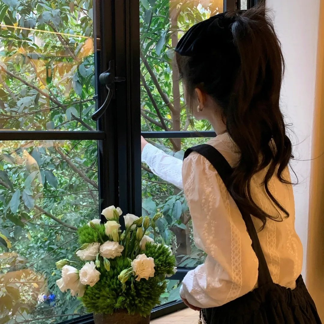 朴花英